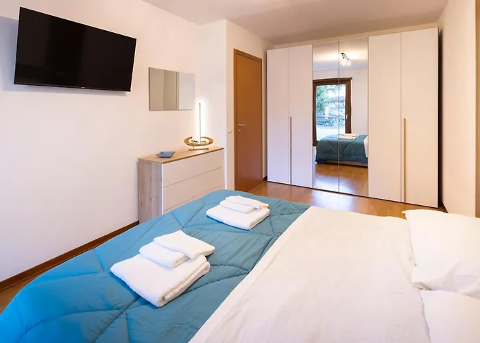 - Luxury With Garden - * مونفالكوني